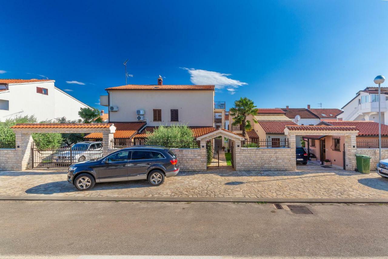 House Nono Poreč Exterior foto